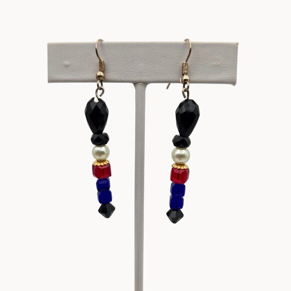 Beaded Toy Soldier Dangle Drop Black/White/Red/Blue Hook Fashion Jewelry Earring - Picture 4 of 9